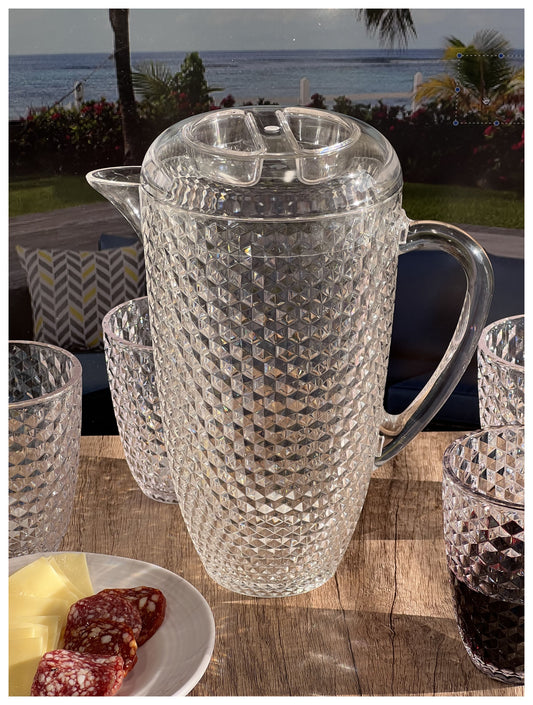LeadingWare Diamond Cut Plastic Pitcher with Lid, 2.5 Qt, Unbreakable, BPA Free, Clear
